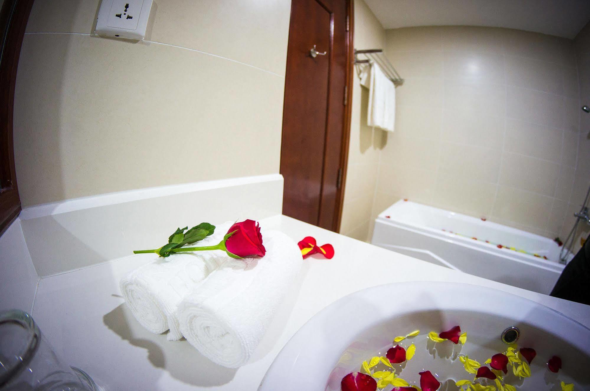 Gem Nha Trang Hotel Zewnętrze zdjęcie